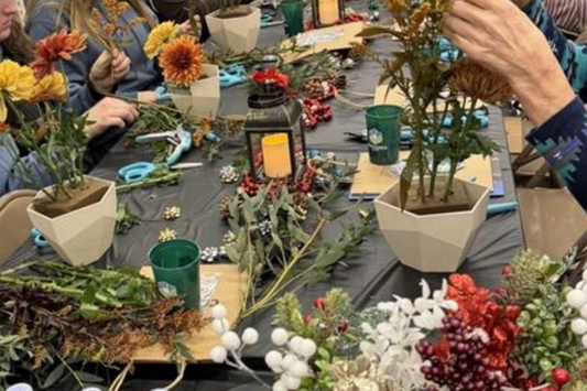 Spring Floral Bars: Host a DIY Workshop at Your Garden Center